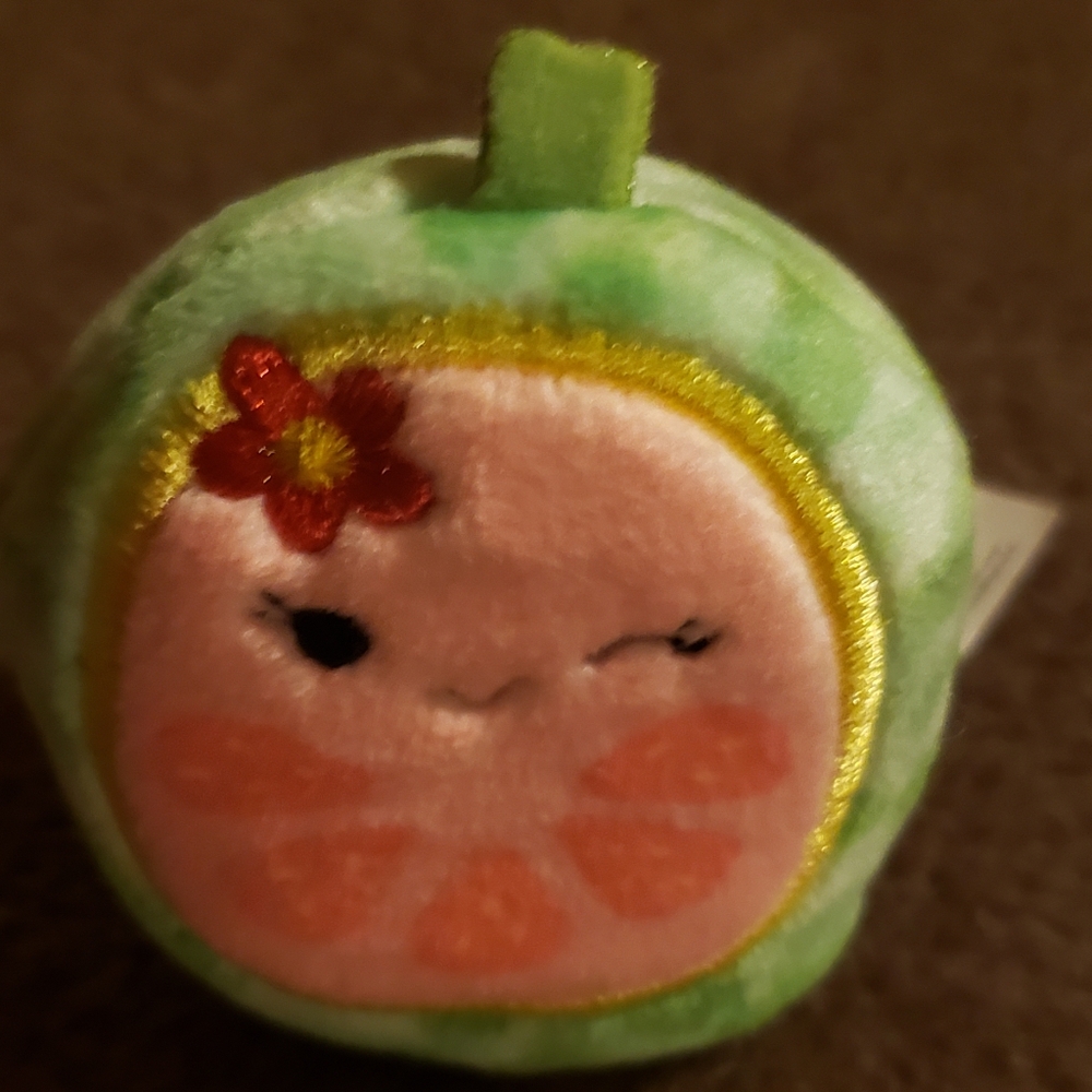 Squishville - Lena the Guava - 2"